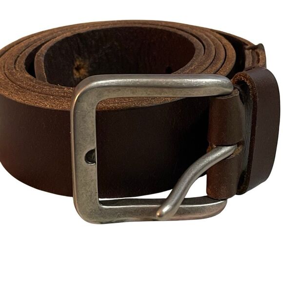 Fossil Men’s Leather Silver Buckle Belt - Picture 2 of 9